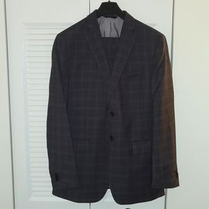 Banana Republic Tailored slim fit navy plaid suit